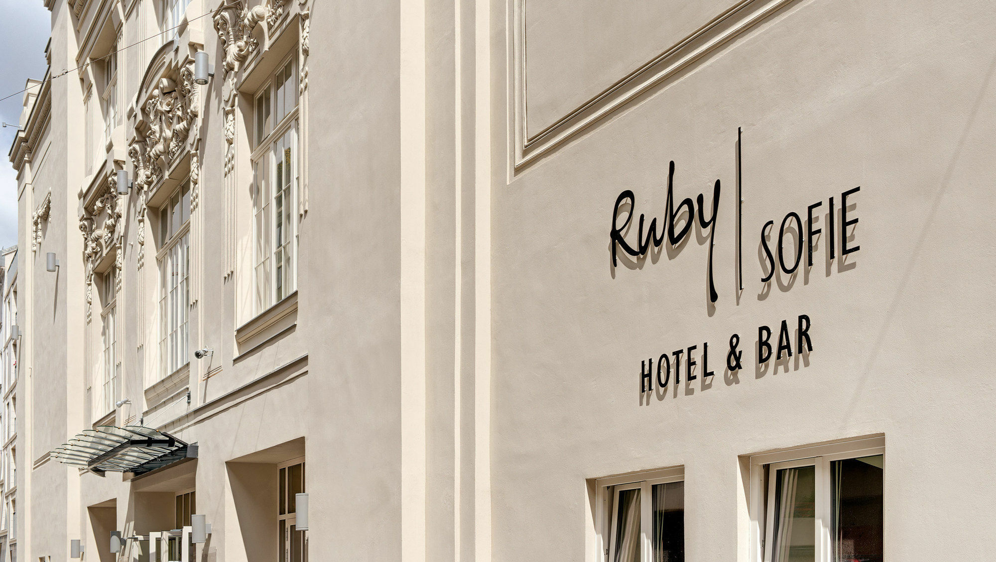 Ruby Sofie Hotel Виена Екстериор снимка